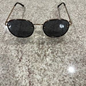 Quay Australia Sunglasses, Round Lenses